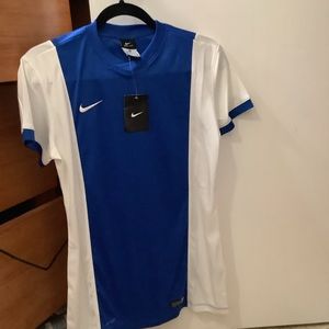 Women’s Nike Dri-Fit Shirt